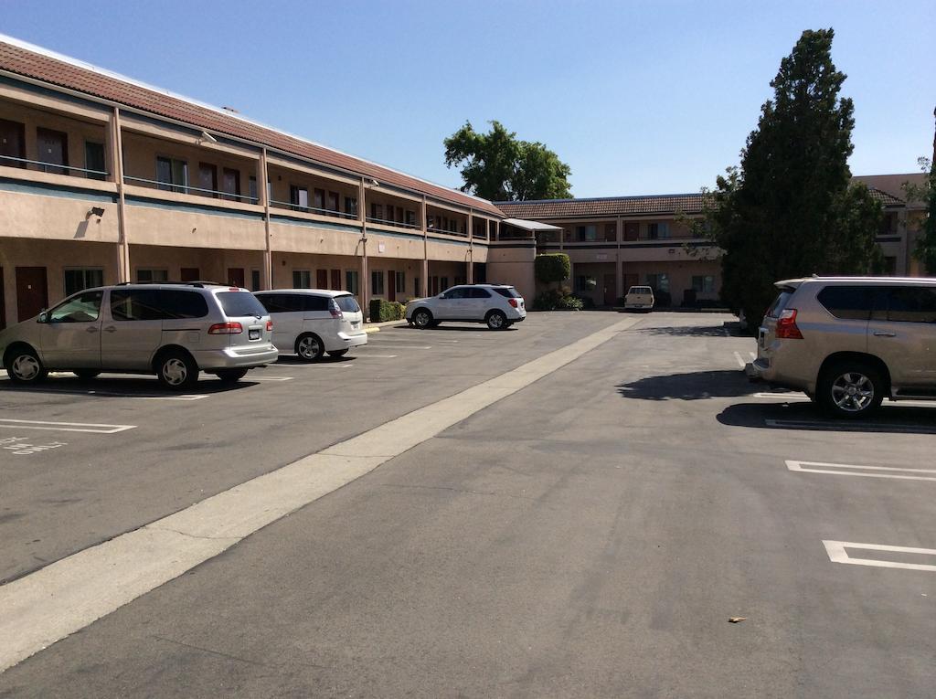 New Century Inn San Gabriel Eksteriør billede